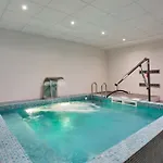 Odalys - Arènes - Palais Des Congrès 4* Nîmes