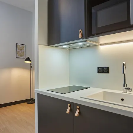 Odalys - Arenes - Palais Des Congres Apart Otel 4*