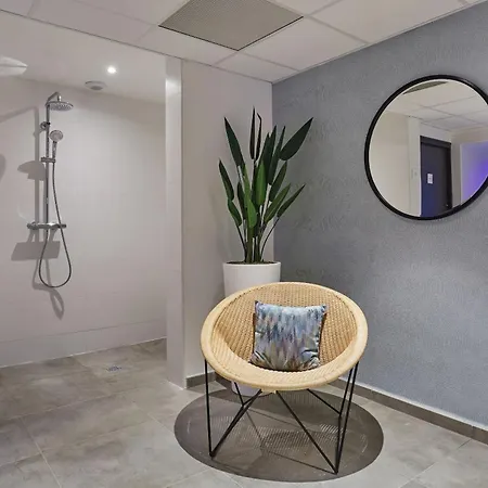 Odalys - Arenes - Palais Des Congres Lägenhetshotell Nîmes