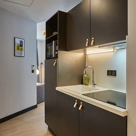 Odalys - Arenes - Palais Des Congres Lägenhetshotell Nîmes