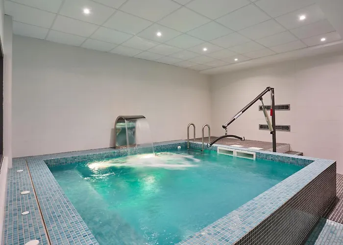 Odalys - Arènes - Palais Des Congrès 4* Nîmes