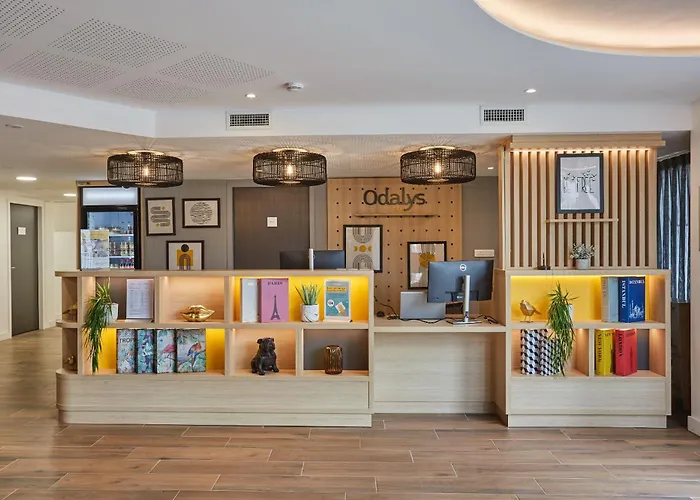 Odalys - Arenes - Palais Des Congres Aparthotel